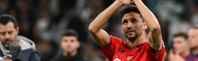 开云官网-【现场】赫苏斯·纳瓦斯完成告别战 伯纳乌致敬传奇