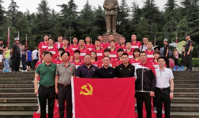 kaiyun-国羽众将士瞻仰伟大领袖风范 筑牢奥运备战精神