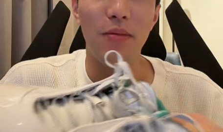 kaiyun-郭艾伦直播谈“被骗千万风波”：不想追究 借机会抽个奖吧