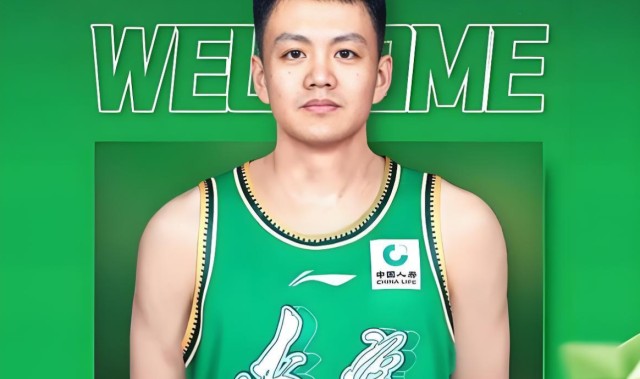 辽宁队输山西4分！揪出最大“废才”，遭到杨鸣弃用 球迷：退货