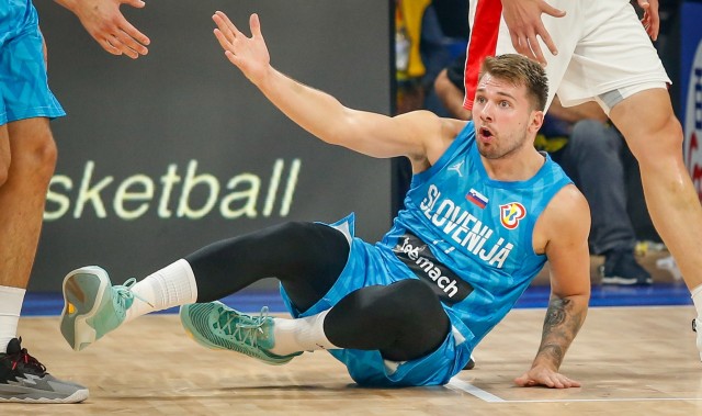 东契奇独揽39分准三双难挽败局 拼至弹尽粮绝仍无缘胜利