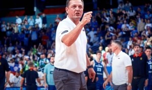 开云体育官网-斯洛文尼亚主帅：我们在这场比赛中不被尊重 为球员们感到骄傲