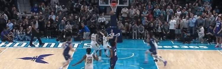 开云体育下载-绝杀战术没打出来！三球突破受阻无奈分球 塞克斯顿干拔篮外空心